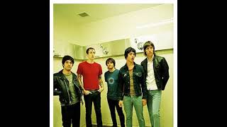 Head Automatica - Young Hollywood