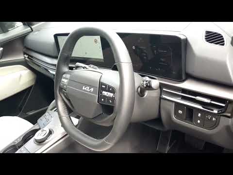 Kia Sportage Black Edition PHEV - Image 2