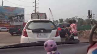 preview picture of video 'Intersection of Hwy 107 & 121, Mae Rim, Chiang Mai, Thailand. March 2014'