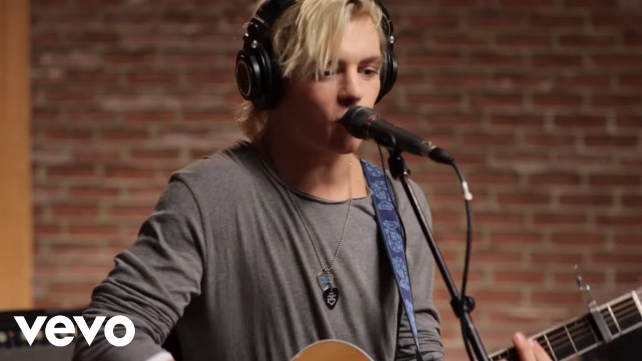 R5 - Things Are Looking Up (VEVO LIFT)