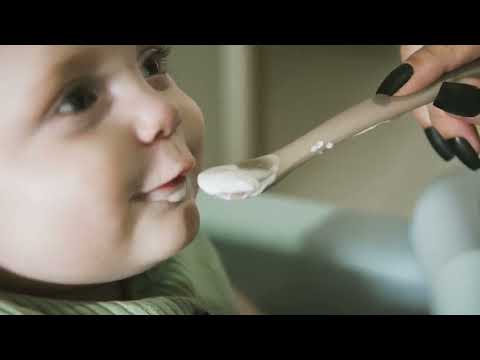 Moonkie Silicone feeding spoon