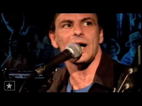 Estrangeiro - Rodrigo Santos