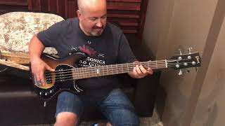 Video thumbnail for Gibson EB-5 by Music Stable
