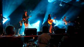 The McClymonts - Save Yourself - Cambelltown RSL 29/08/10