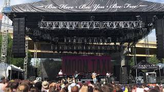 Moon Taxi "Run Right Back" at Bunbury Music Fest 2017