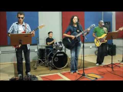 Essência - Kely Guimarães