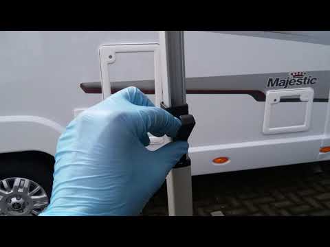 Operating the Dometic roll out canopy
