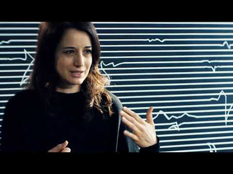 Flora Miranda Couture Spring 2020: Cyber Crack 2020 #ParisHauteCouture