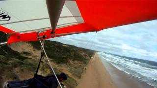 preview picture of video 'Hang Gliding Venus Bay Victoria'