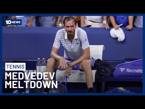 Daniil Medvedev Explodes At US Open | 10 News