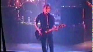 Radiohead - Nobody Does It Better (live, Brussels 05.12.95)