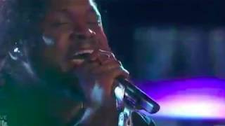 Davon Fleming sings "I Have Nothing" on The Voice 2017 Live Shows