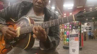 Video thumbnail for Vintage 1959 Guild X50 Grenada by Minor7thb5