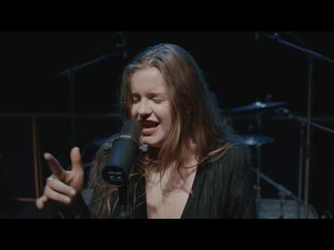 Nighttime in Crema (Live Off The Floor)