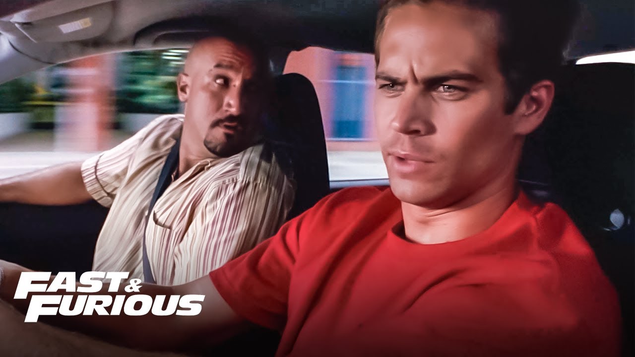 警察をあざむく駐車場のワナ『ワイルド・スピード X2』本編映像