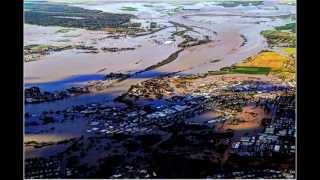 preview picture of video 'Bundaberg Floods pt 8. Views from above'