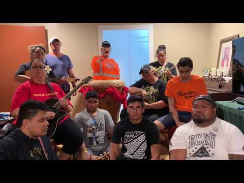 “Keep Hawaiian Lands: Kū Kiaʻi Mauna” (Na Wai)