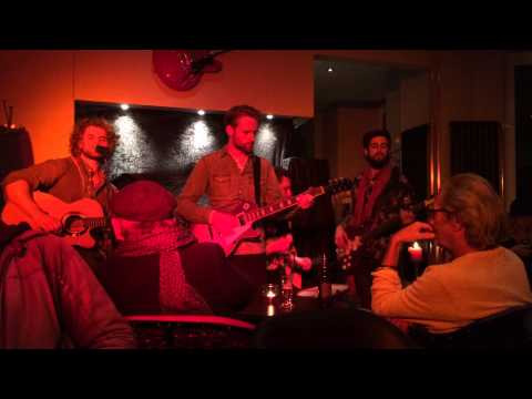 Strictly Busines - at Bluesbaren