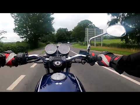 2021 Moto Guzzi V7 Special Walkaround & Test Ride