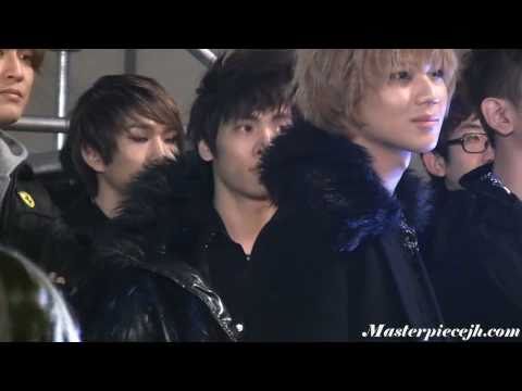 [fancam] 101229 SHINee Jonghyun - Put your hands up! @ S. GYDJ