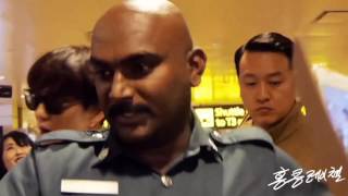 Download lagu 20170305 이준기 Lee Joon Gi  - 싱가포르공항출국 Depart at Singapore Changi Airport mp3 Download lagu 20170305 이준기 Lee Joon Gi  - 싱가포르공항출국 Depart at Singapore Changi Airport mp3