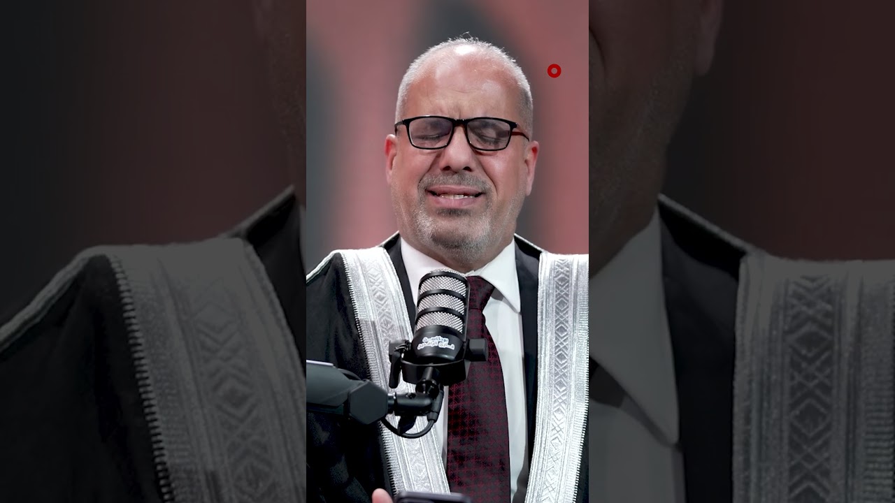 فيديو | القارئ رافع العامري يبدع في قراءة آيات من القرآن الكريم بالطريقة العراقية#بودكاست_قارئ_الرافدين