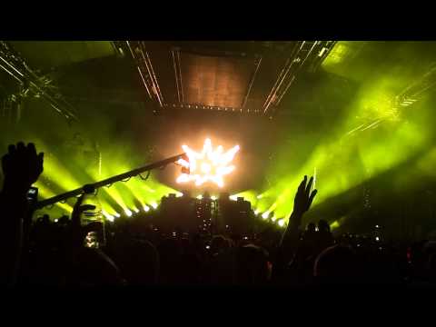 Avicii opening @ SoCal Nocturnal Wonderland 2011