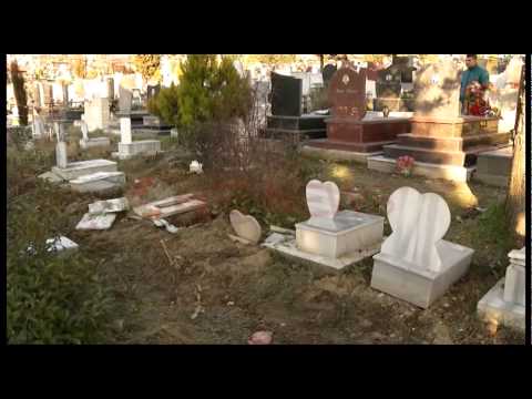 Dhunohet  në rrethana misterioze varri i një fëmije në varrezat e Sharrës