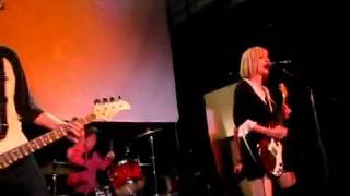 The Muffs &quot;Honeymoon&quot; live @Bitte (Mi) 02-10-2010