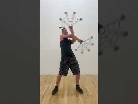 Fire Fans Tutorial - basic Crosser & Variation (hug weave)
