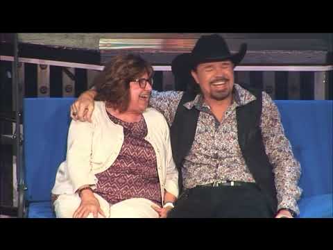 "I don't know, but he got to first-base” 😂⚾️ #justaswingin #swingin #claycooper #claycoopertheatre