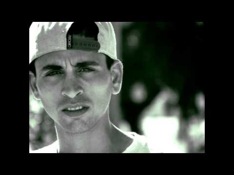 Pok Sombra   Entre Pianos e Bebidas