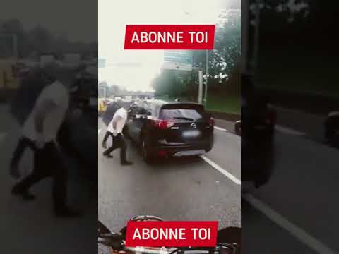 😡BAGARRE!! Motard vs Automobiliste | Road Rage Français #shorts