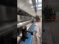 Riproduci video