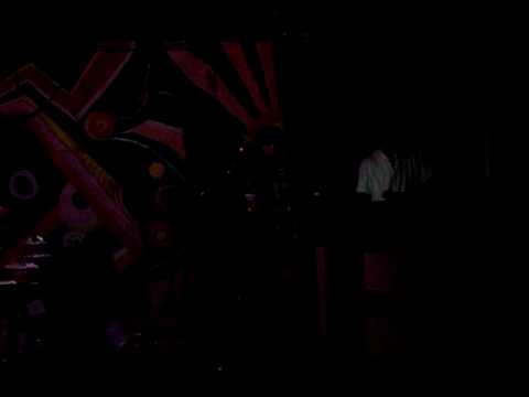 Chàng Baby Milo & Mưa Nước Mắt