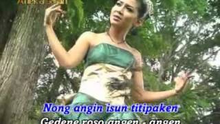 Download lagu kiki anggun- mendem roso mp3 Download lagu kiki anggun- mendem roso mp3