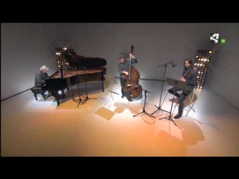 CONFLUENCIAS Dir. JUAN PARRILLA, Bernardo Parrilla y Tino Di Geraldo Artistas invitados Sandra Carrasco y Joni Jimenez