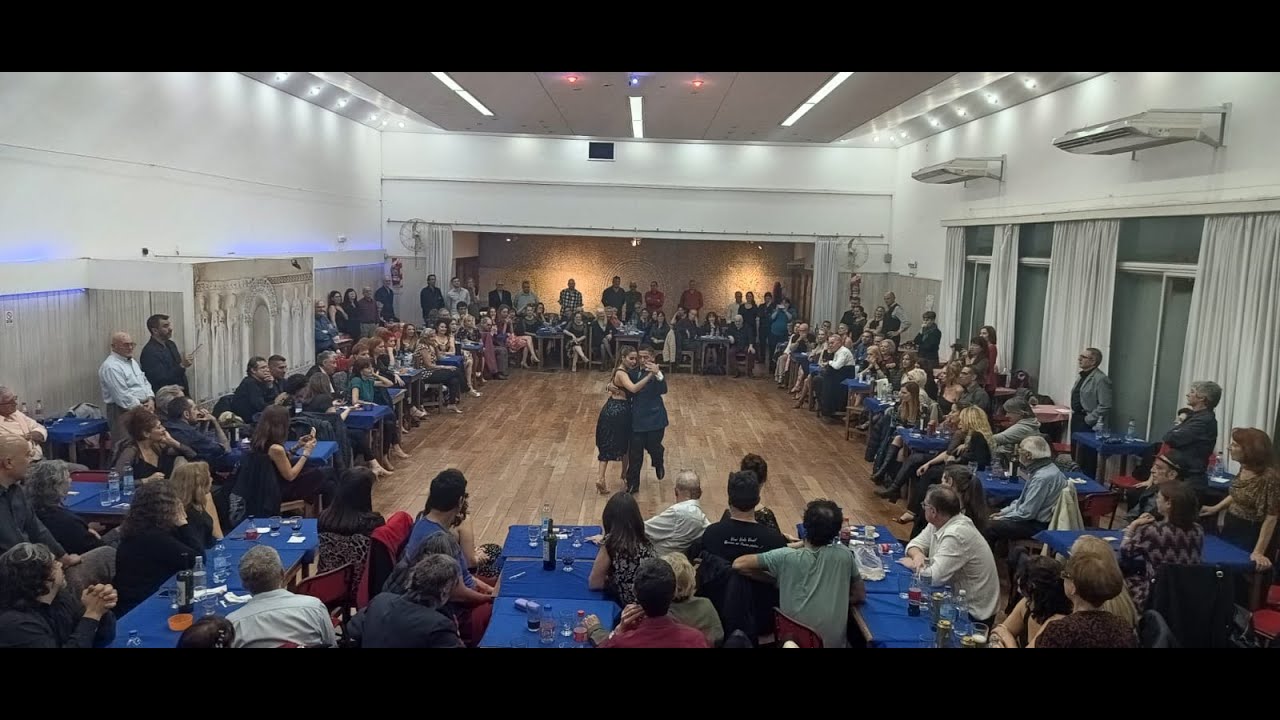 BAILAN Morena MARQUEZ y Lucio GALVAN en FRIULANA TANGO festejo PATRIO con FRIULANAFOLK JULIO 23