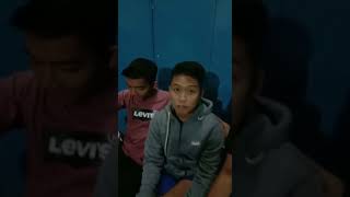 Download lagu Pacarmu ganteng....iso volly pora mp3