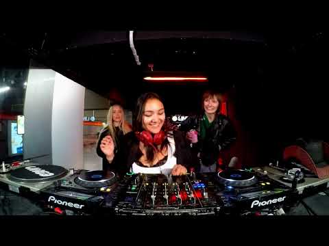 DAANICONDA › LINEA • 27.11.2025