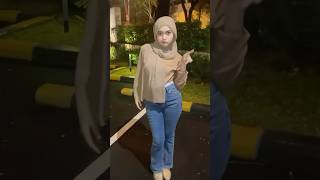Download lagu Jilbab pargoy sampe bawah🤤#trendingshorts #jogedpargoy #pargoy #jilbab #hijab #tiktokfyp #gemoy mp3