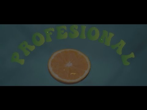 PROFESIONAL - UMO x Estradda, Alejandro Luna, Deeikel, Mochis (Letra/Lyrics)