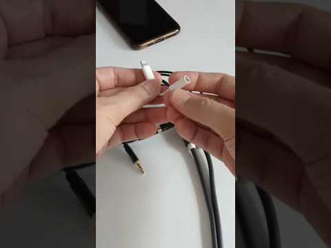 This Lightning to 3.5mm DAC adapter that helps connect the RCA cables on the Apple iPhone #shorts