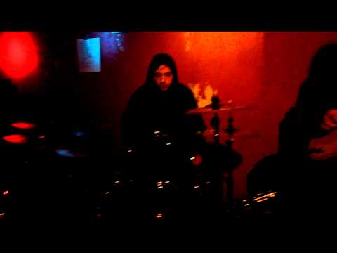 CAPITAL SCUM-live 29/01/2012 KORTRIJK THE PITS