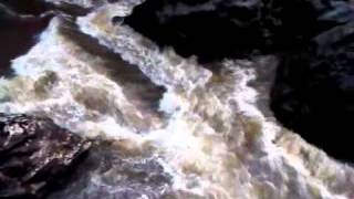 preview picture of video 'San Juanito (Meta) Río Guatiquía en las Termales.'