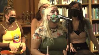 Jamirobeegees Mashup: Stayin' Alive/Virtual Insanity | Pomplamoose | Looney Tunes Semester Show F21