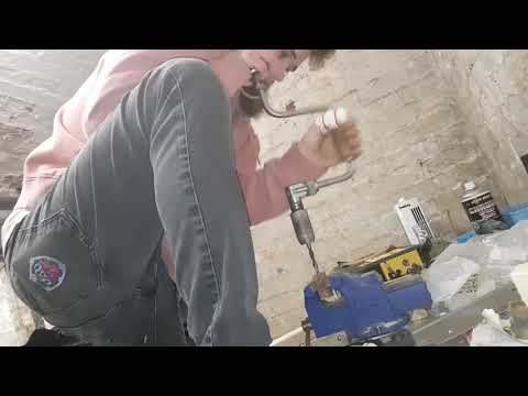 Crafting a fire rod from fatwood and ferrocerium