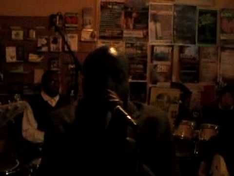 BSTC - Shuffering and Smiling feat. Yaw (Live @ Silver Room)