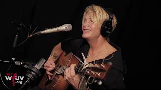 Shawn Colvin - &quot;Sunny Came Home&quot; (Live at WFUV)