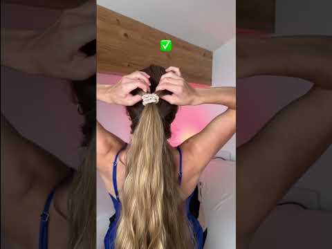 Wer muss das ausprobieren? Mein Buch 'Anna's Haircare Hacks' gibt's überall ♥️ #frisur *eigenwerbung